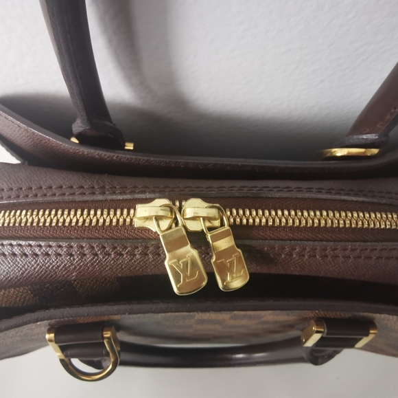(Sold off pm)💯% Authentic LV Brera Damier Ebene - Picture 5 of 16